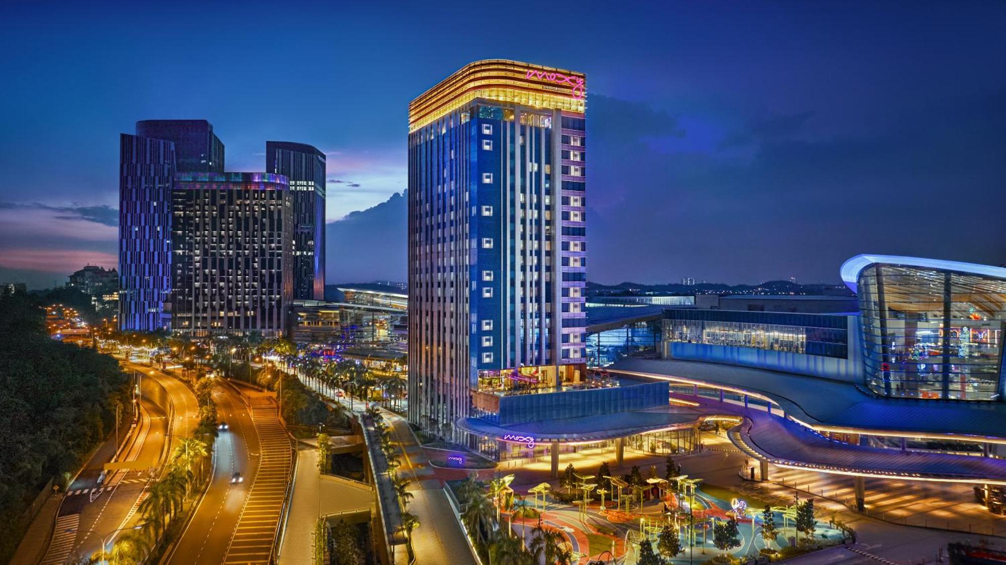 Moxy Putrajaya Hotel Bagian luar foto